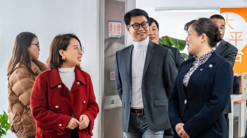 品牌设计流程拆解：从策略到落地的完整步骤
